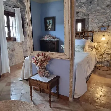 Κατάλυμα σε φάρμα Abadia Samitier